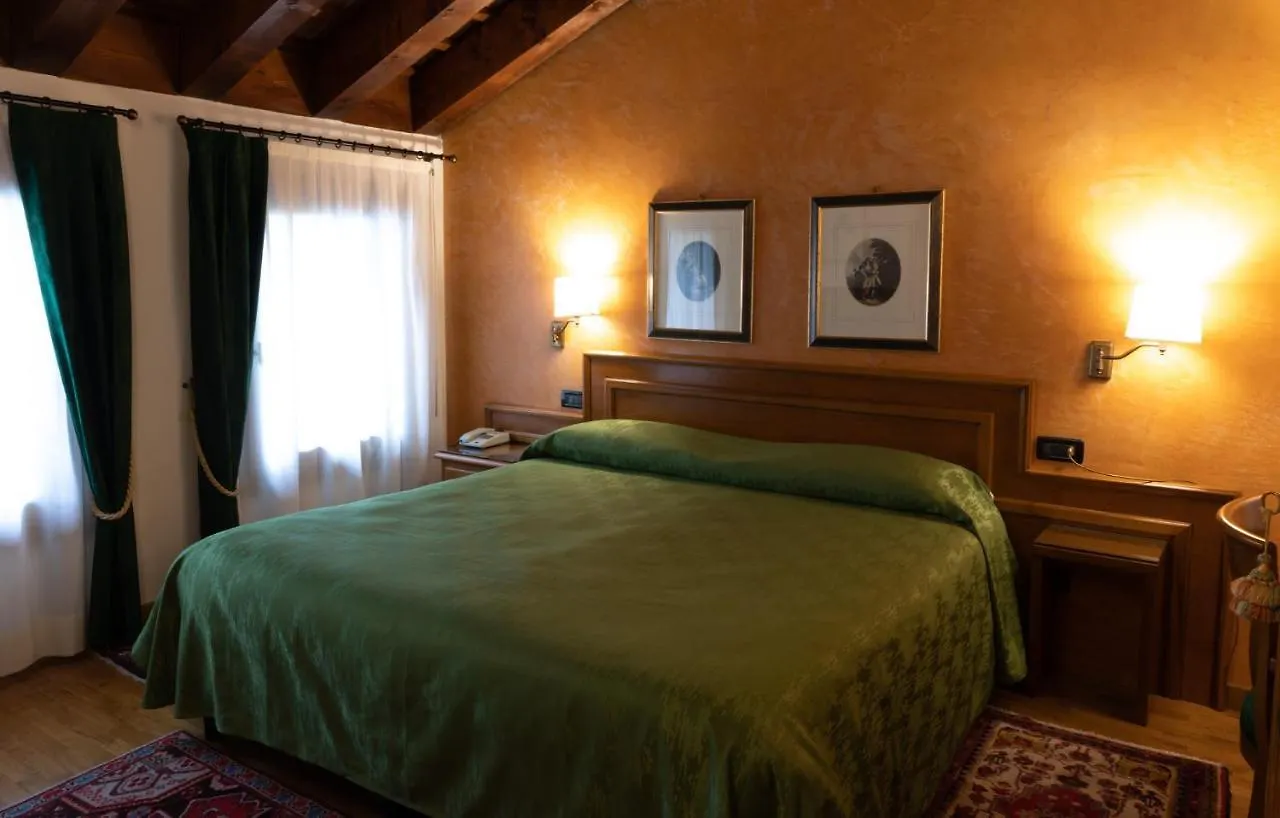 ***  Hotel Locanda Al Sole Castello Di Godego Italy