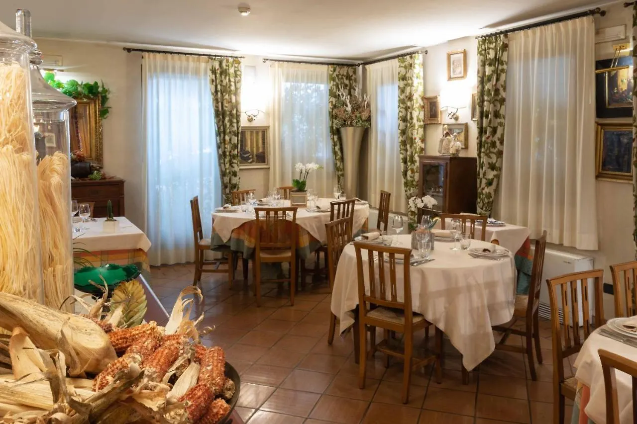 Hotel Locanda Al Sole Castello Di Godego